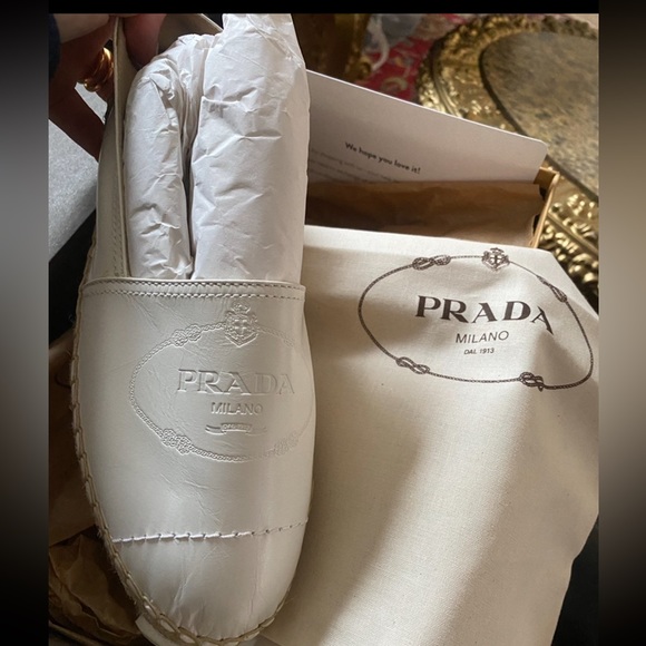 Flat white leather prada espadrilles - Picture 6 of 6